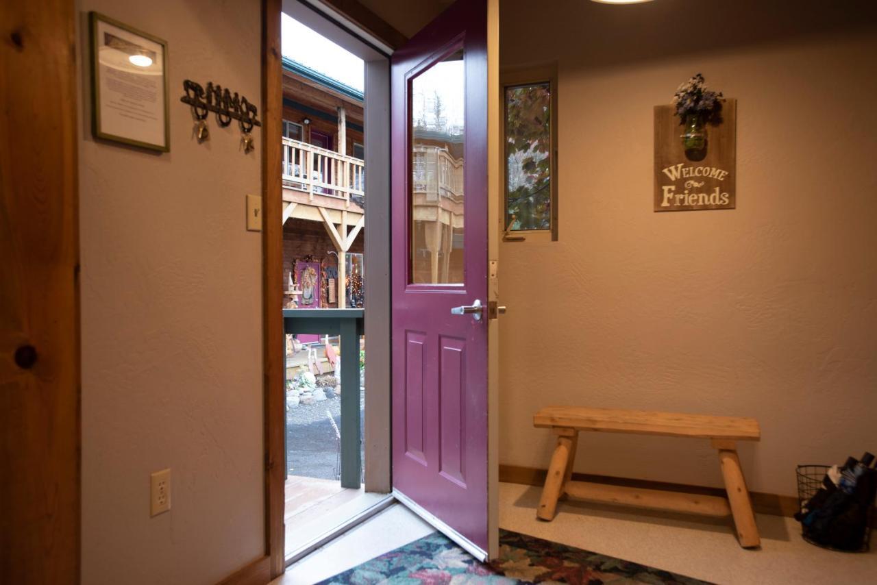 Bear Creek Winery And Lodging Homer Exterior photo